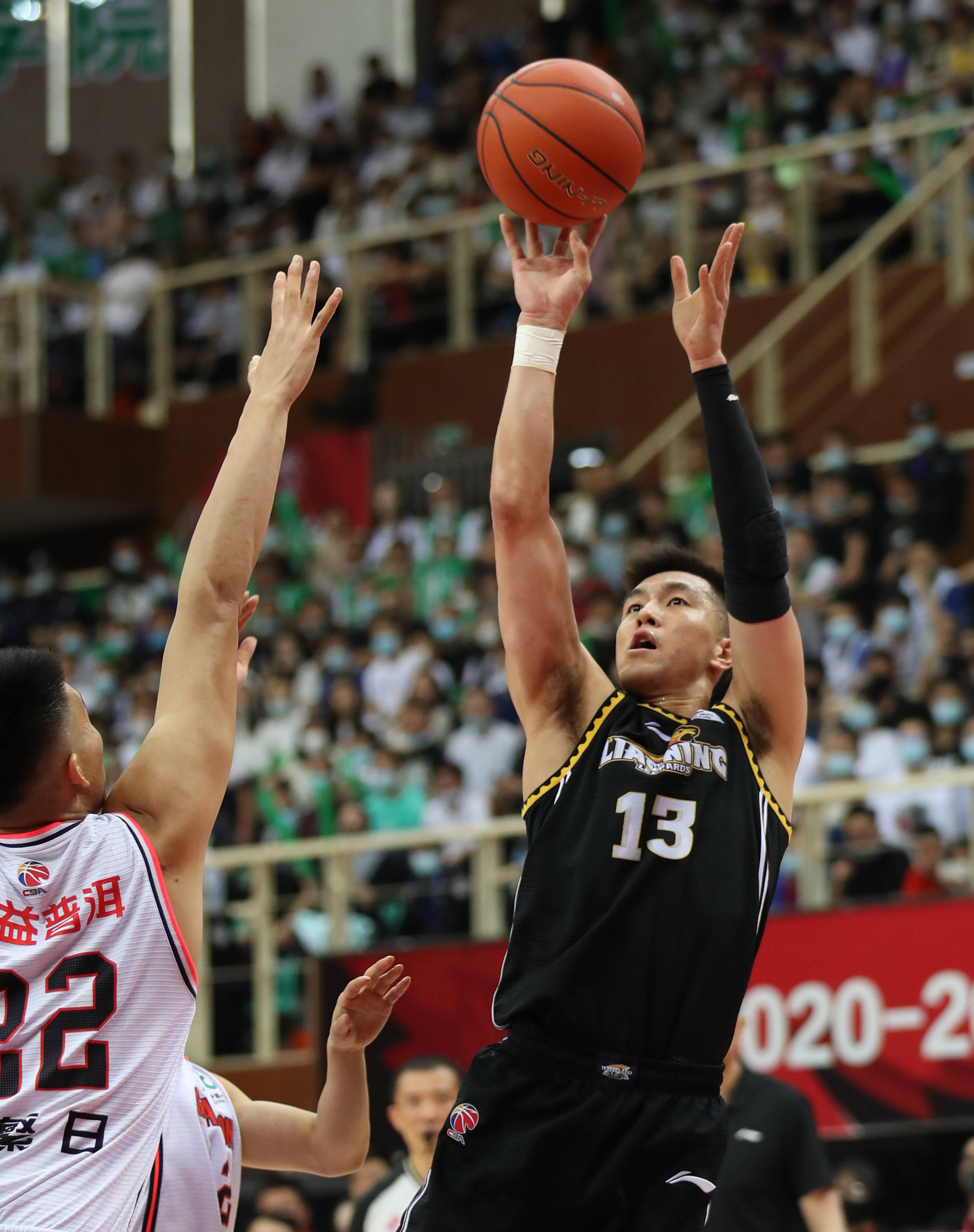 后排插上 后排插上